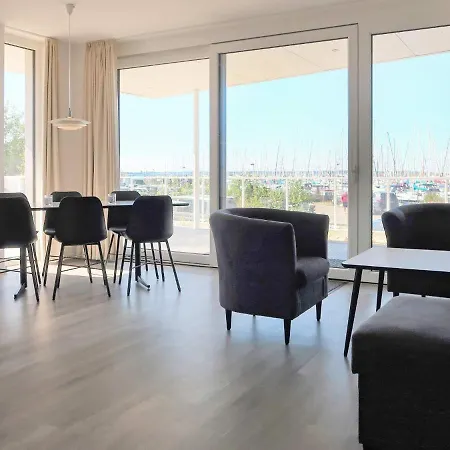 Three-bedroom In 10 * Wendtorf