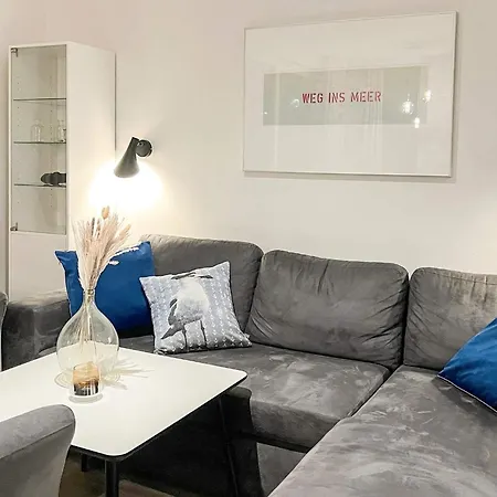 6 Person In Appartement *